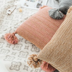 Factory Price Home Knit Decorative Couch Pillow Cushion With Tassel