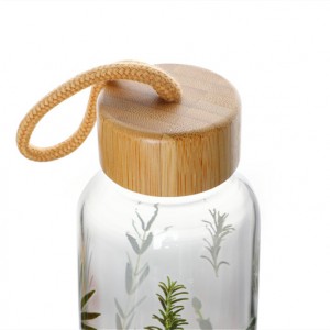 Personalized eco friendly reusable classic glass bottle in bulk cheap reusable clear glass drink water bottle with bamboo lid