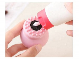 Modern korean kawaii cartoon makeup tools comfortable silicone facial scrubber brush