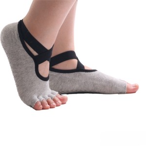 High Quality Custom Logo Non Slip Yoga Socks Wholesale For Women