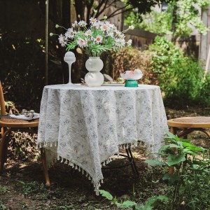 Hot Selling Small Fresh Tablecloths Lilacs Crushed Garden Cotton Linen Tablecloths Art American Decorative Picnic Cloths