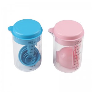 Plastic Measuring Cups and Measuring Spoons Set