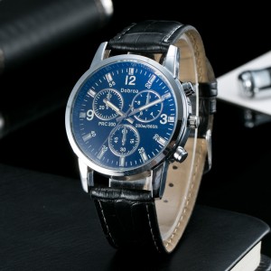 Hot selling three sub-dial chronograph look wrist watch men watch mw135