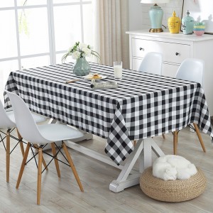Polyester Picnic Duty Rectangular Tablecloths Outdoor and Indoor Use Grid Table Cloth