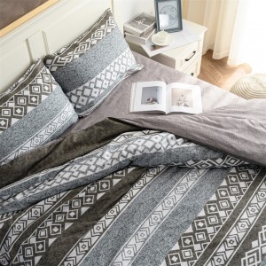 Customized Designer Popular Polyester Quilt Duvet Cover Bedding Set 3 Pcs