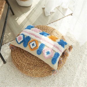 Wholesale Home Decorative Cotton Throw Pillow Covers Tufted Tassel Cushion Pillow Covers