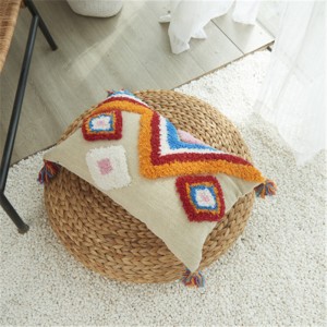 Wholesale Home Decorative Cotton Throw Pillow Covers Tufted Tassel Cushion Pillow Covers